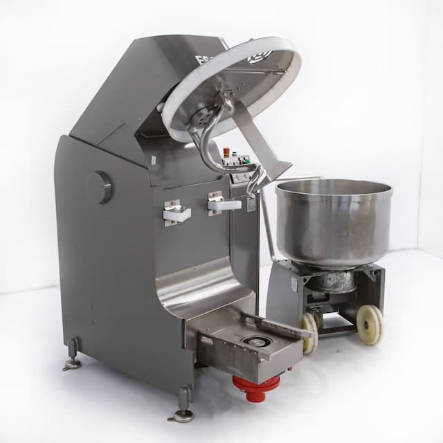 Тестомес спиральный Escher MR 80 с подкатной дежой арт. УТ-00088977 (Восстановленное 1 шт)